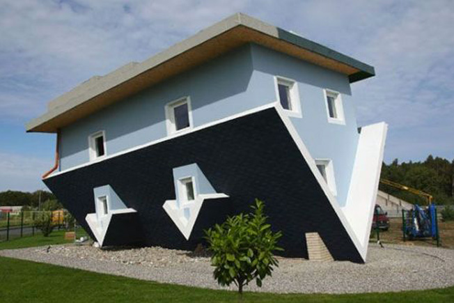upside-down-house-germany