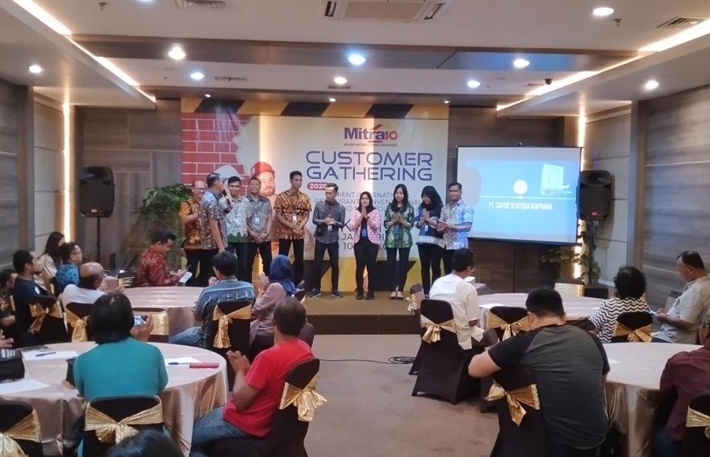 Belanja di Mitra10, Bisa Jalan-Jalan Keluar Negeri